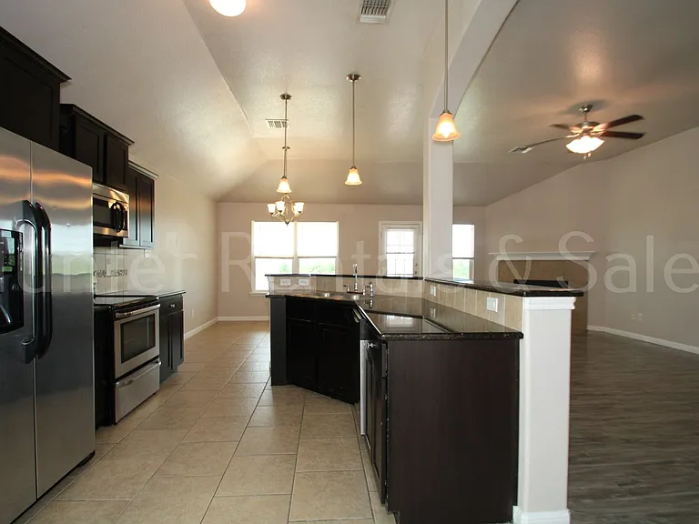 2704 Uvero Alto Dr — Photo 7
