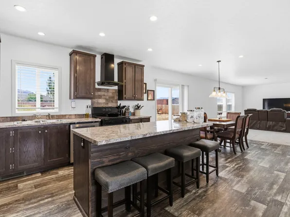 493 W 300 N, Monroe, UT 84754
