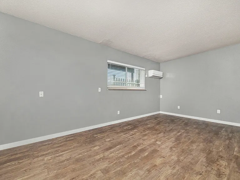 Briargate Apartments — Photo 16