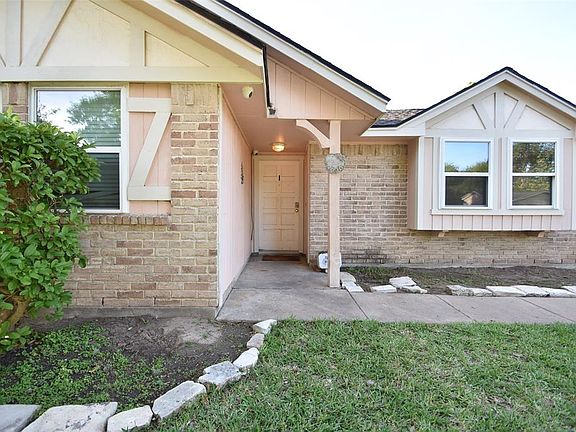 3rd image of 21414 Park Rock Ln