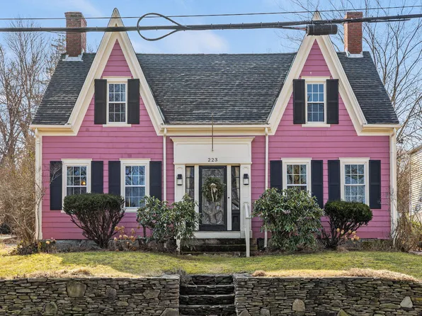 223 Sandwich Street, Plymouth, MA 02360