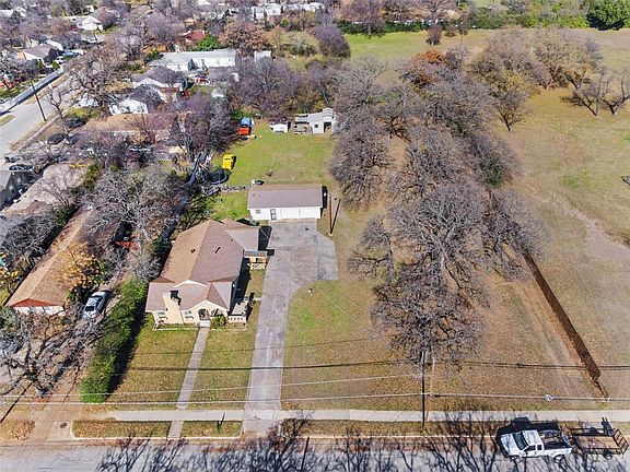 3rd image of 4715 Hampshire Blvd