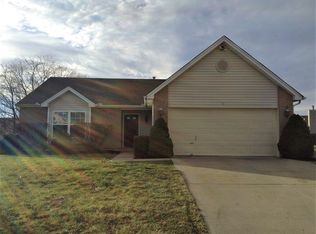 5 Eagle Ct, Amelia, OH 45102
