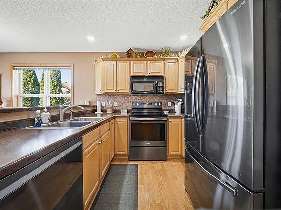 4th image of 4110 Mill Run Road