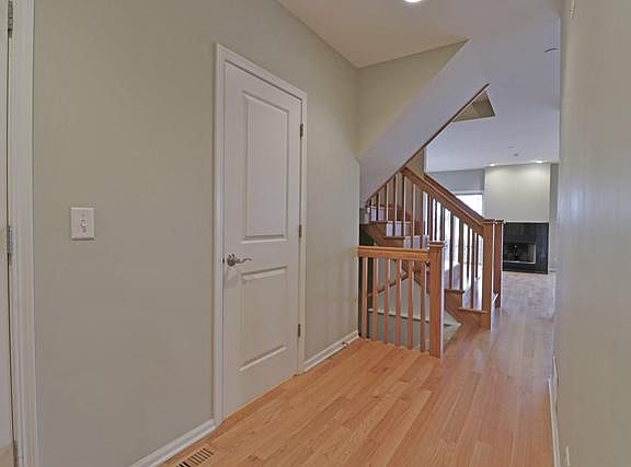 5th image of 163 Finstad Dr
