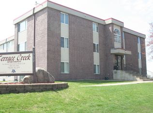 302 6th St SW APT 205, Kasson, MN 55944