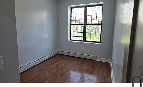 5th image of 8309 101st Ave #1R