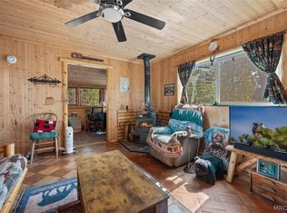 39143 Choctaw Dr, Fawnskin, CA 92333
