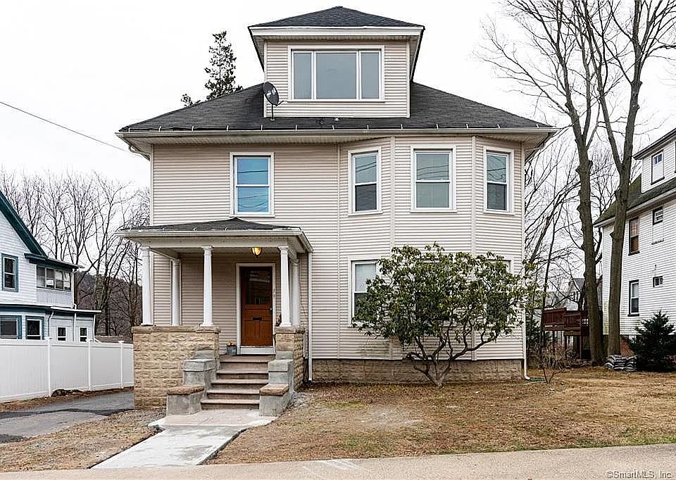 1st image of 79 W Prospect St #202