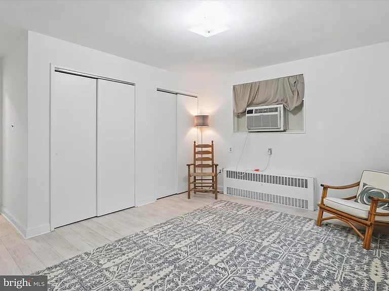 1581 N Colonial Ter #201X — Photo 22