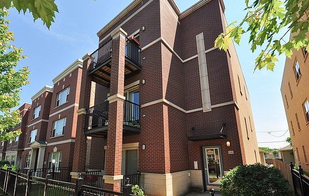 1st image of 1149 W Washburne Ave Unit 301