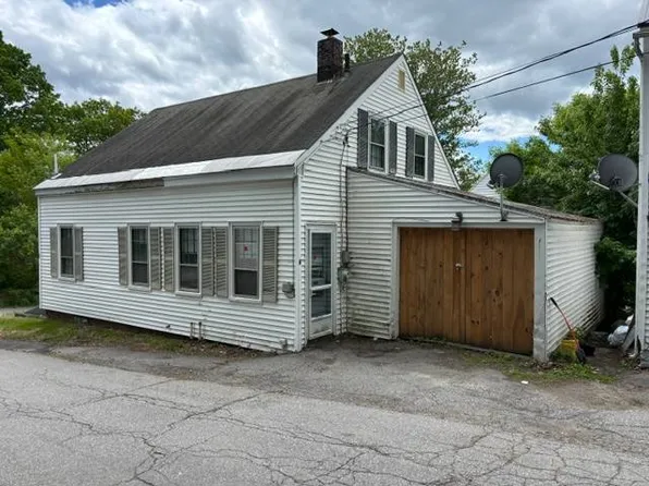 6 Jones St, Randolph, ME 04346