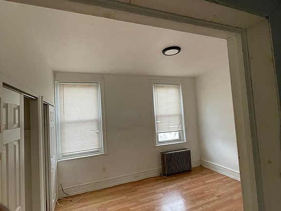 5th image of 1639 S 5th St Floor 2