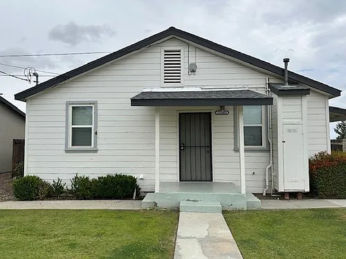 11940 Rosedale Hwy Photo 1