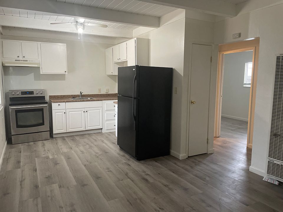 1st image of 1125 Washington St #2