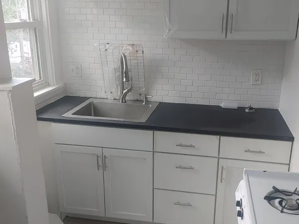 130 E Crafton Ave APT 3, Pittsburgh, PA 15205