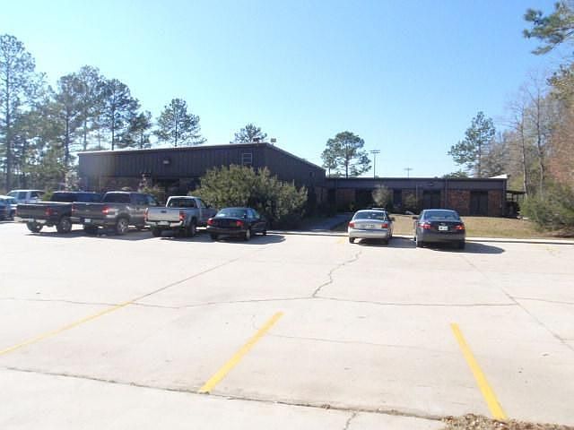 2nd image of 73100 E Stadium Dr Bldg A
