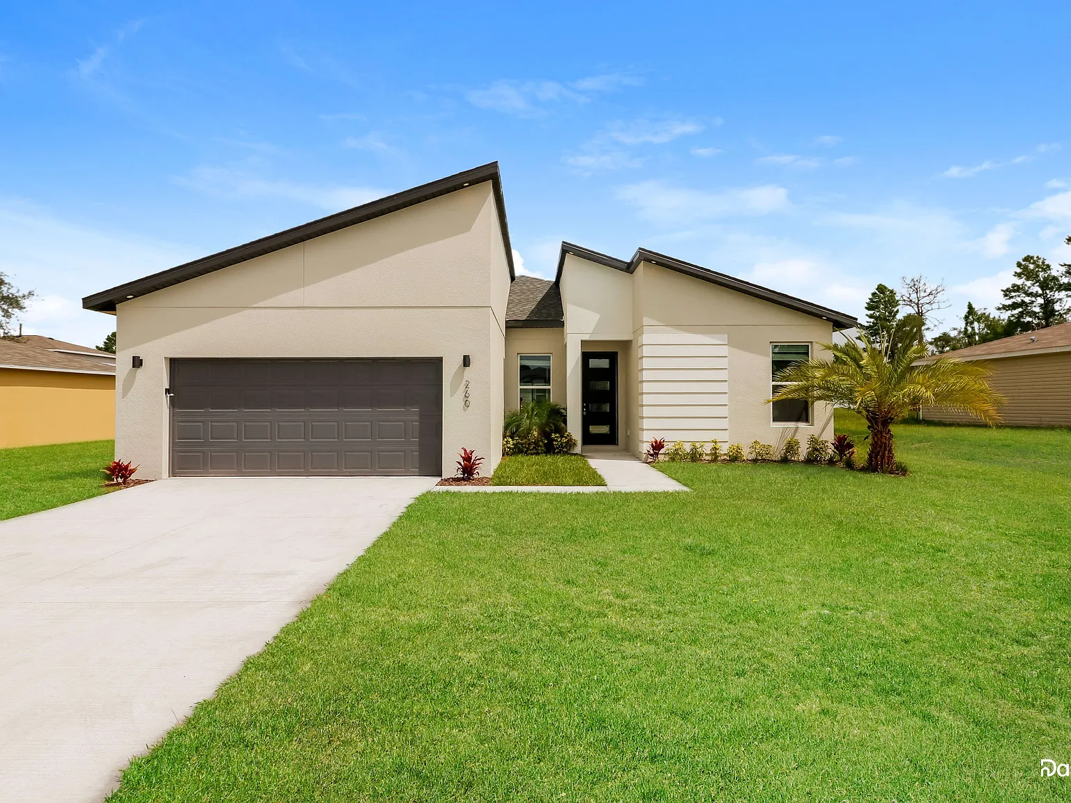 4 bed, 2.0 bath, 1670 sqft, $1,765 — Photo 1