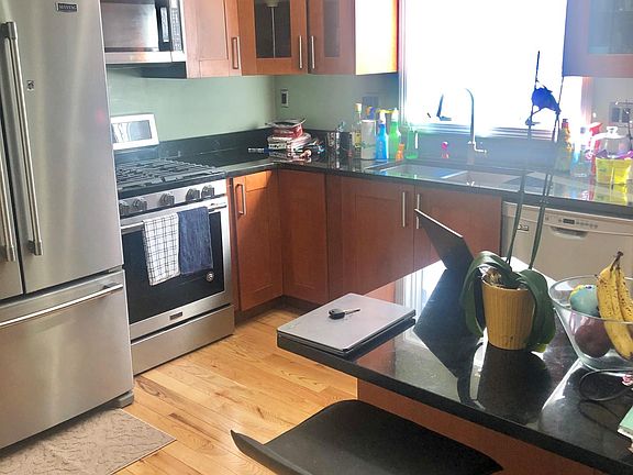 2nd image of 32 Park Ave #1