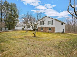 119 Dodgingtown Rd, Bethel, CT 06801