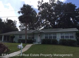 708 Shirley Ave, Mount Dora, FL 32757
