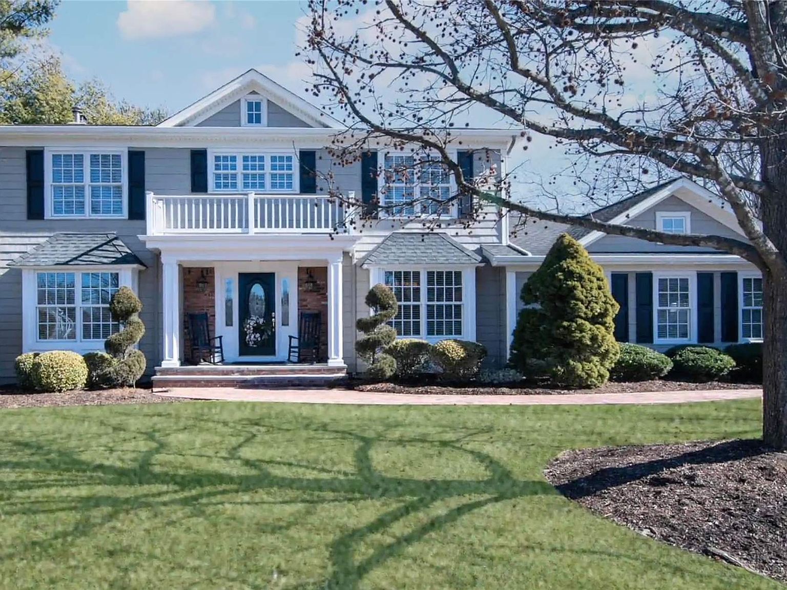 541 Marseille Path, Sayville, NY 11782 Zillow