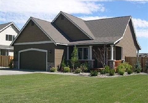 close to campus and town