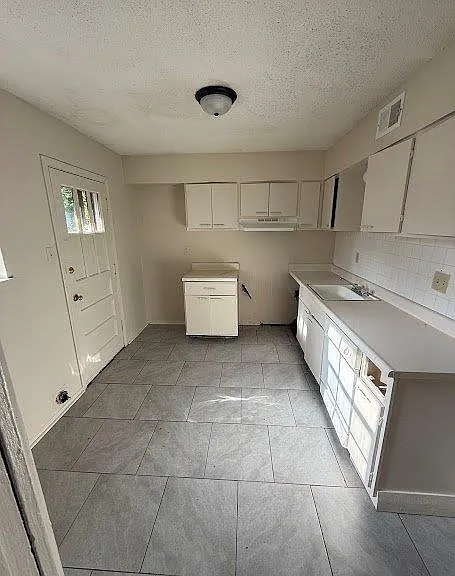 4149 Macon Rd — Photo 4