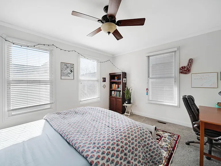 1018 Perry St #10-101 — Photo 19