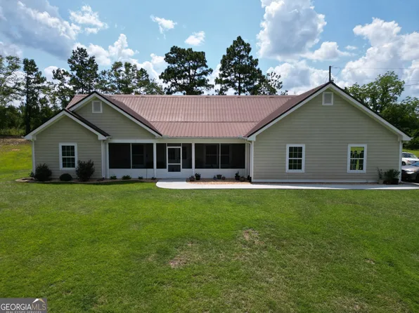 722 Gumlog Rd, Wrightsville, GA 31096