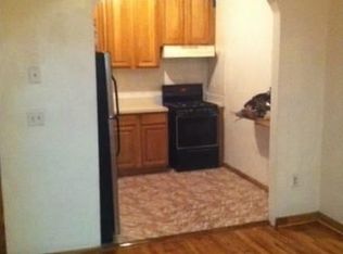 387 Hawthorne St, Brooklyn, NY 11225