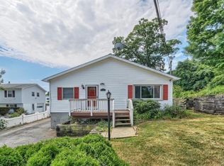 230 Brook Rd, Mahopac, NY 10541