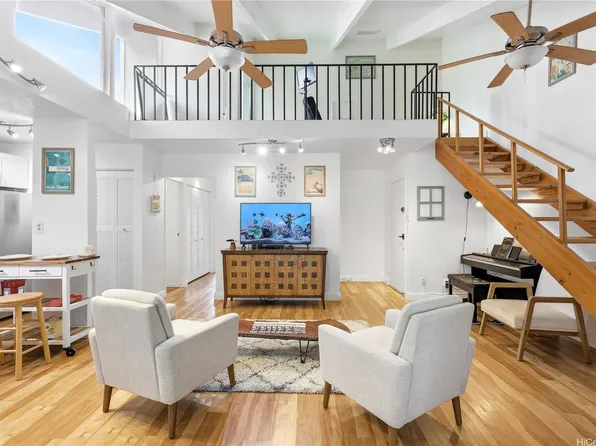 94-326 Alula Pl, Mililani, HI 96789