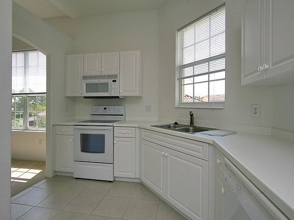 4th image of 1912 Triano Cir #1912