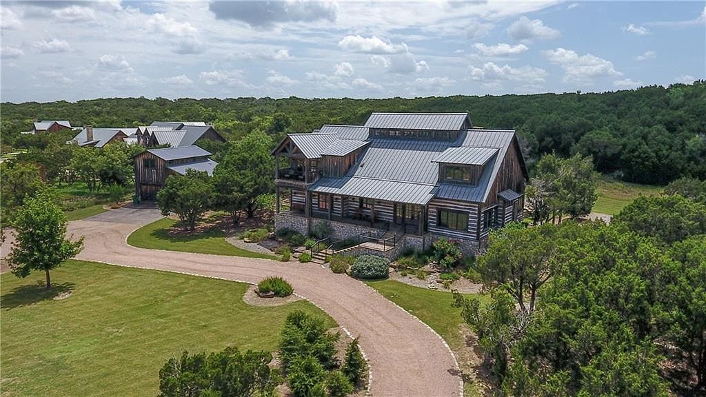 1046 Grandview Dr Graford Tx 76449 Mls 14126698 Zillow