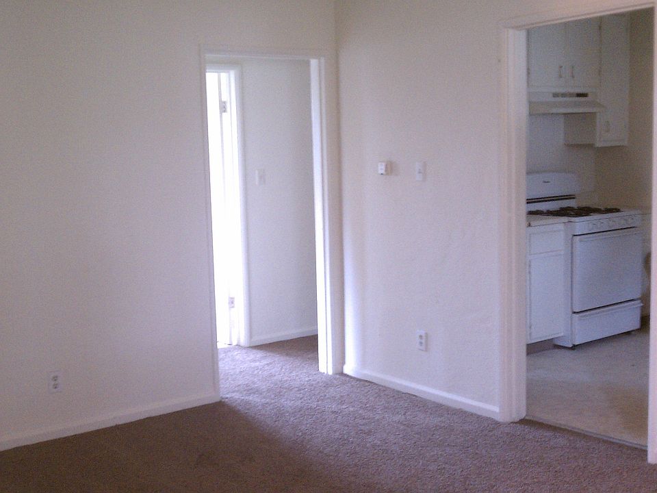 1st image of 2318 Oakmont St APT 2