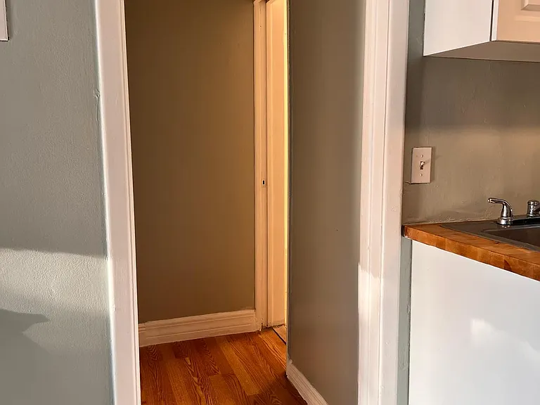 27 N San Remo Ave #A — Photo 7