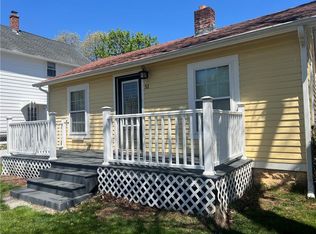 51 Graham Ave, Warwick, RI 02889