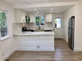 8695 Franklin St, Windsor, CA 95492