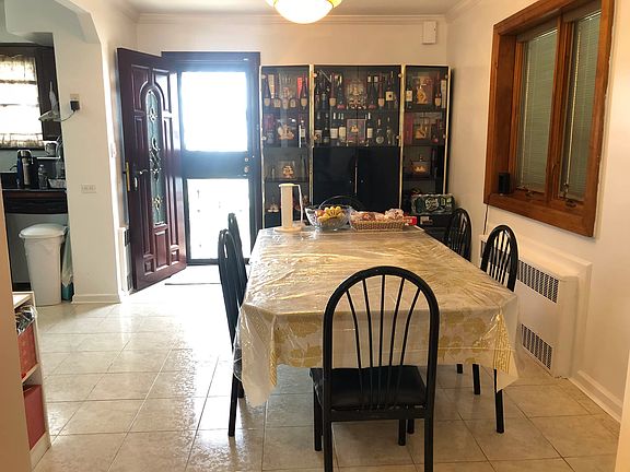5th image of 2529 Bath Ave #2