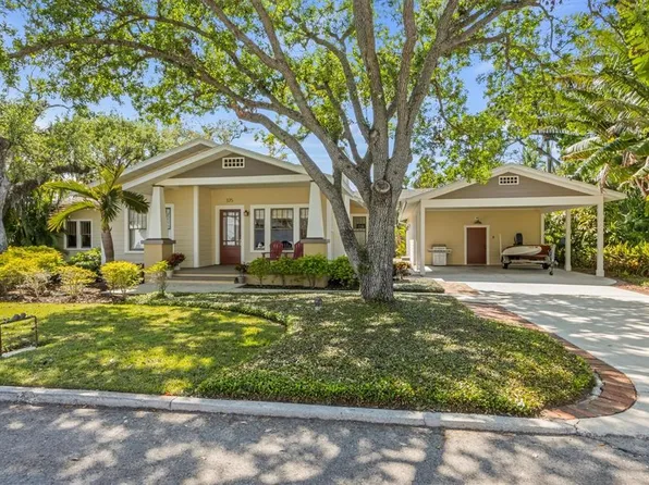 325 12th Ave W, Palmetto, FL 34221