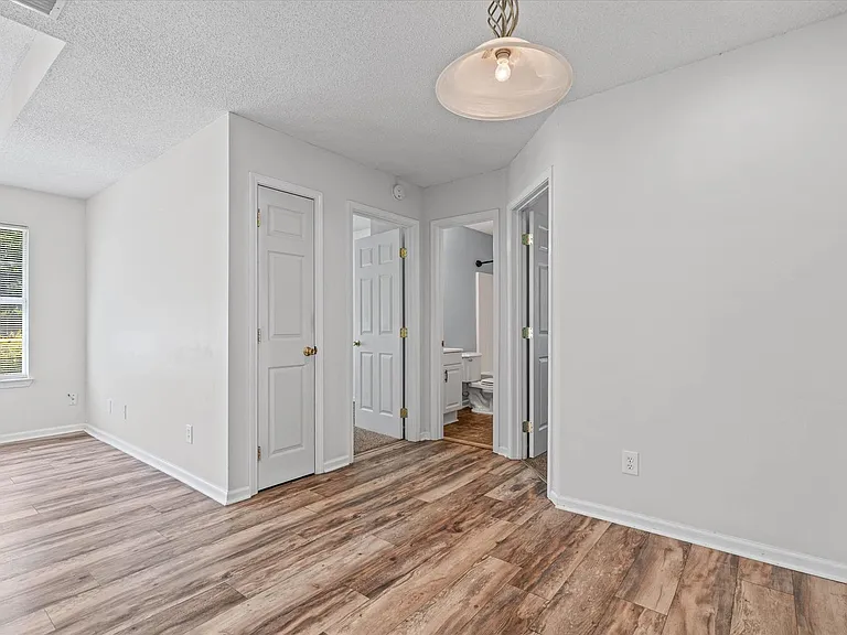 18740 E Hammond St — Photo 6