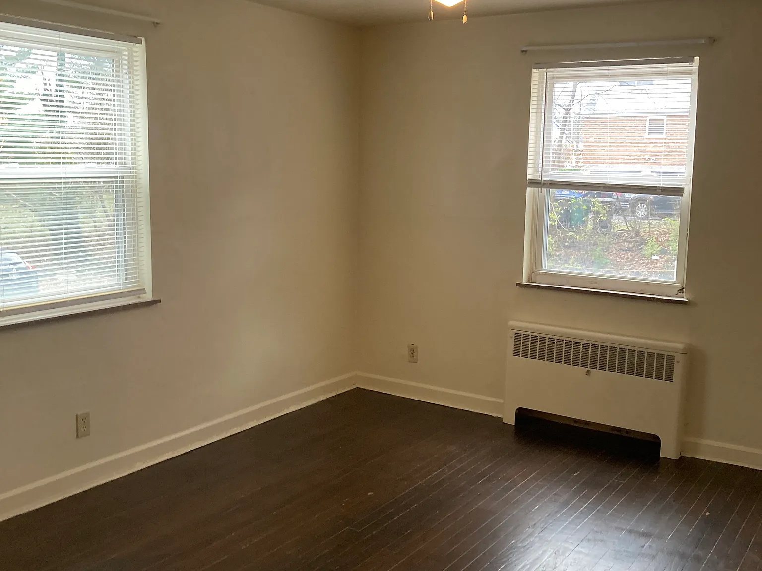 2 bed, 900 sqft, $1,250 — Photo 3