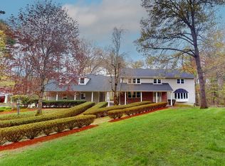 143-143R Main St, Westford, MA 01886