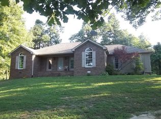 235 Applewood Dr, Hanson, KY 42413
