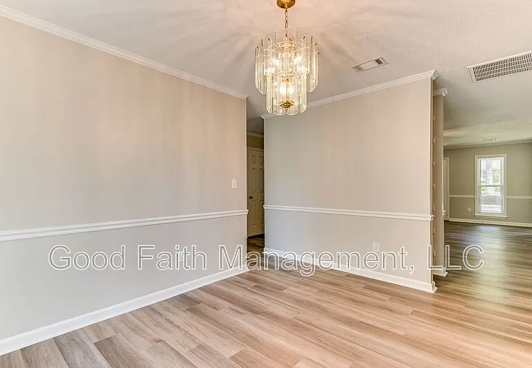 612 Fieldstone Way — Photo 9