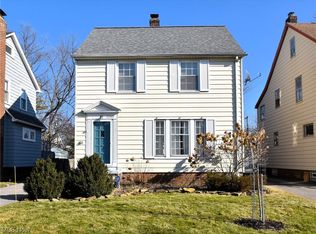 2243 Cranston Rd, University Heights, OH 44118