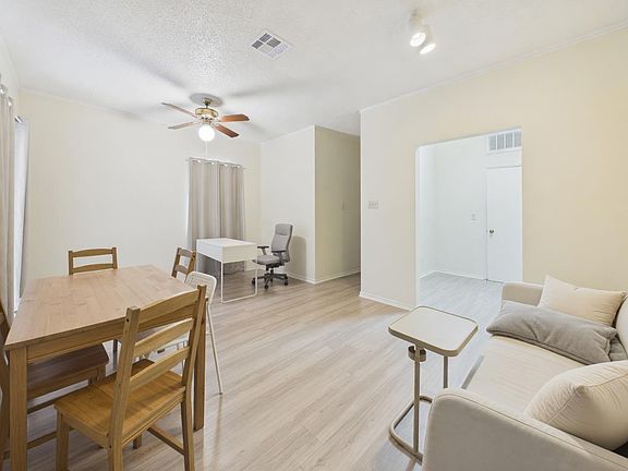2nd image of 2804 Rio Grande St APT 201