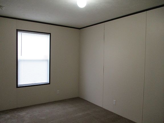 5th image of 3440 Creekside Blvd #16