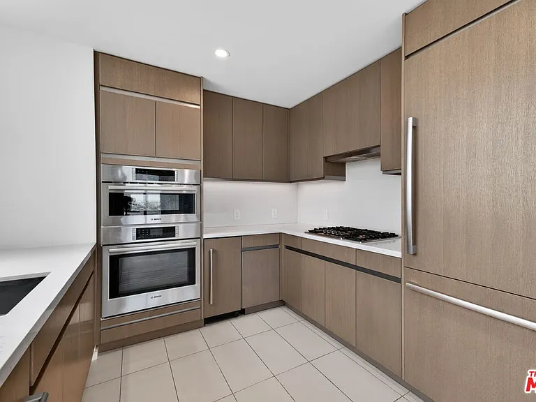 889 Francisco St #1806 — Photo 7